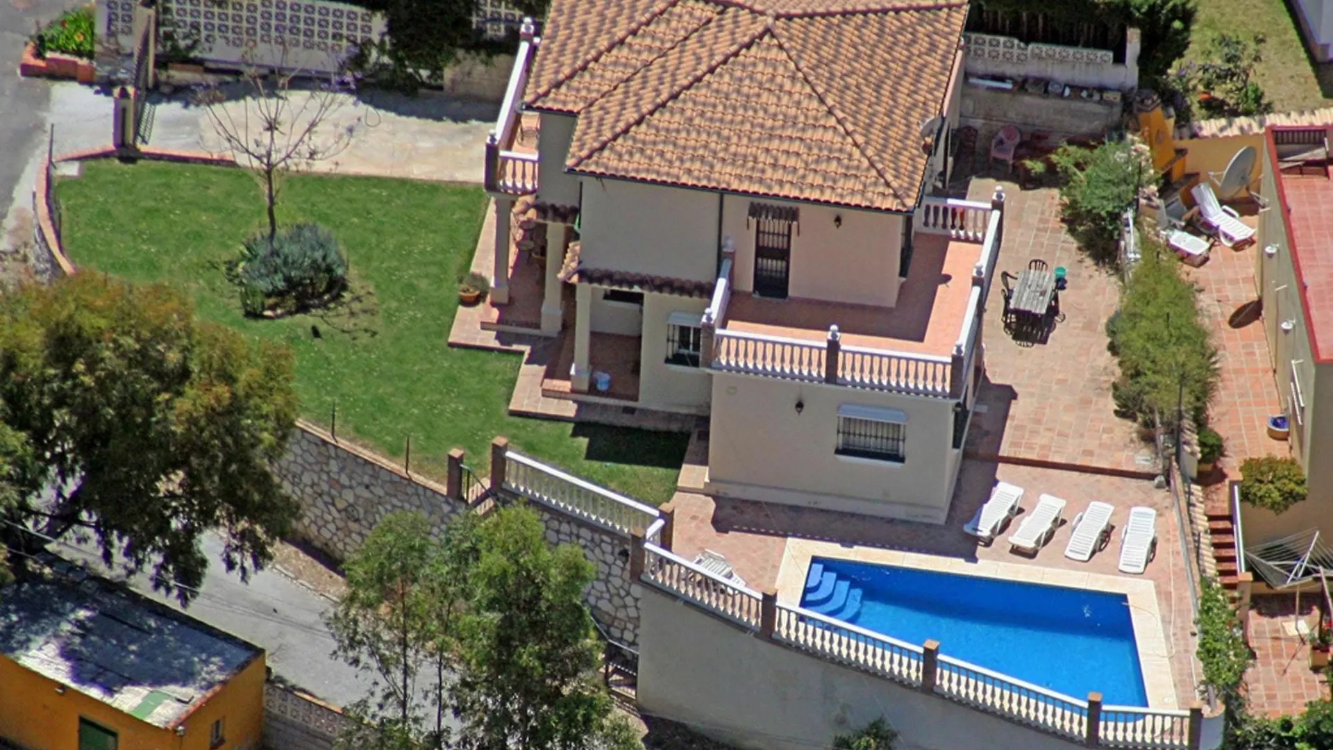 House With 4 Bedrooms In Fuengirola, With Private Pool, Furnished Terr location